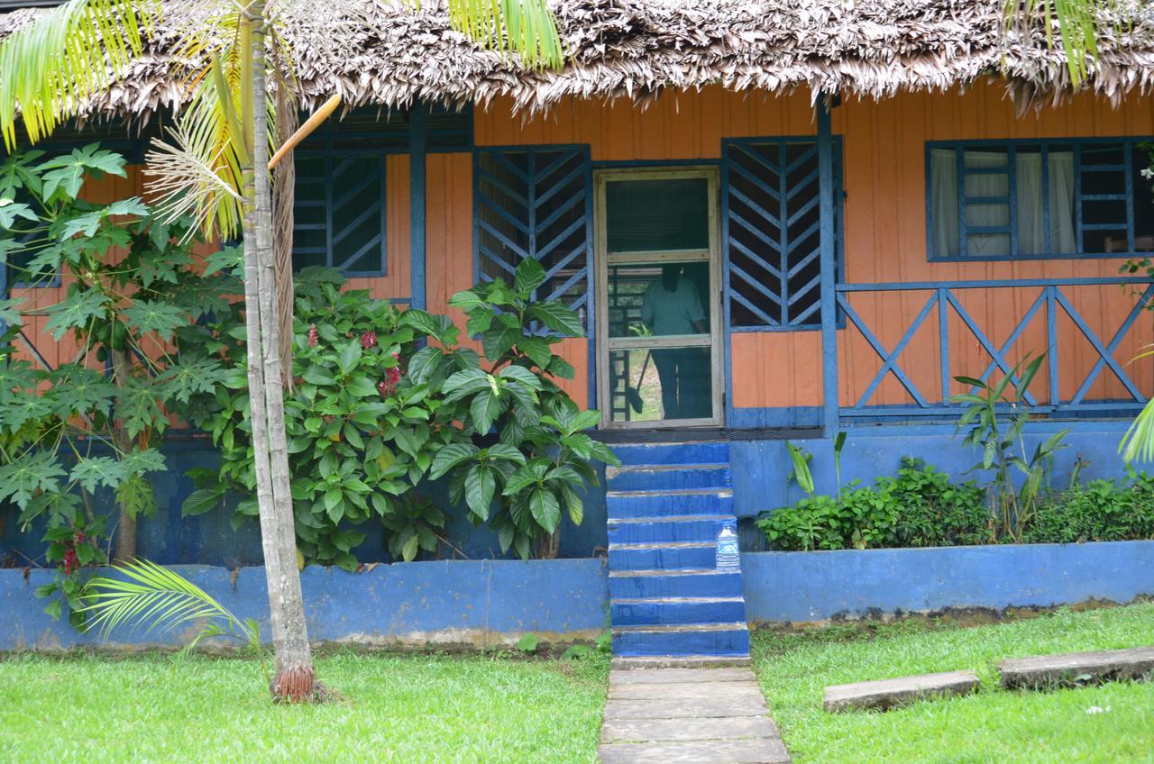 Hotel Eware Refugio Amazonico Puerto Nariño Exterior foto